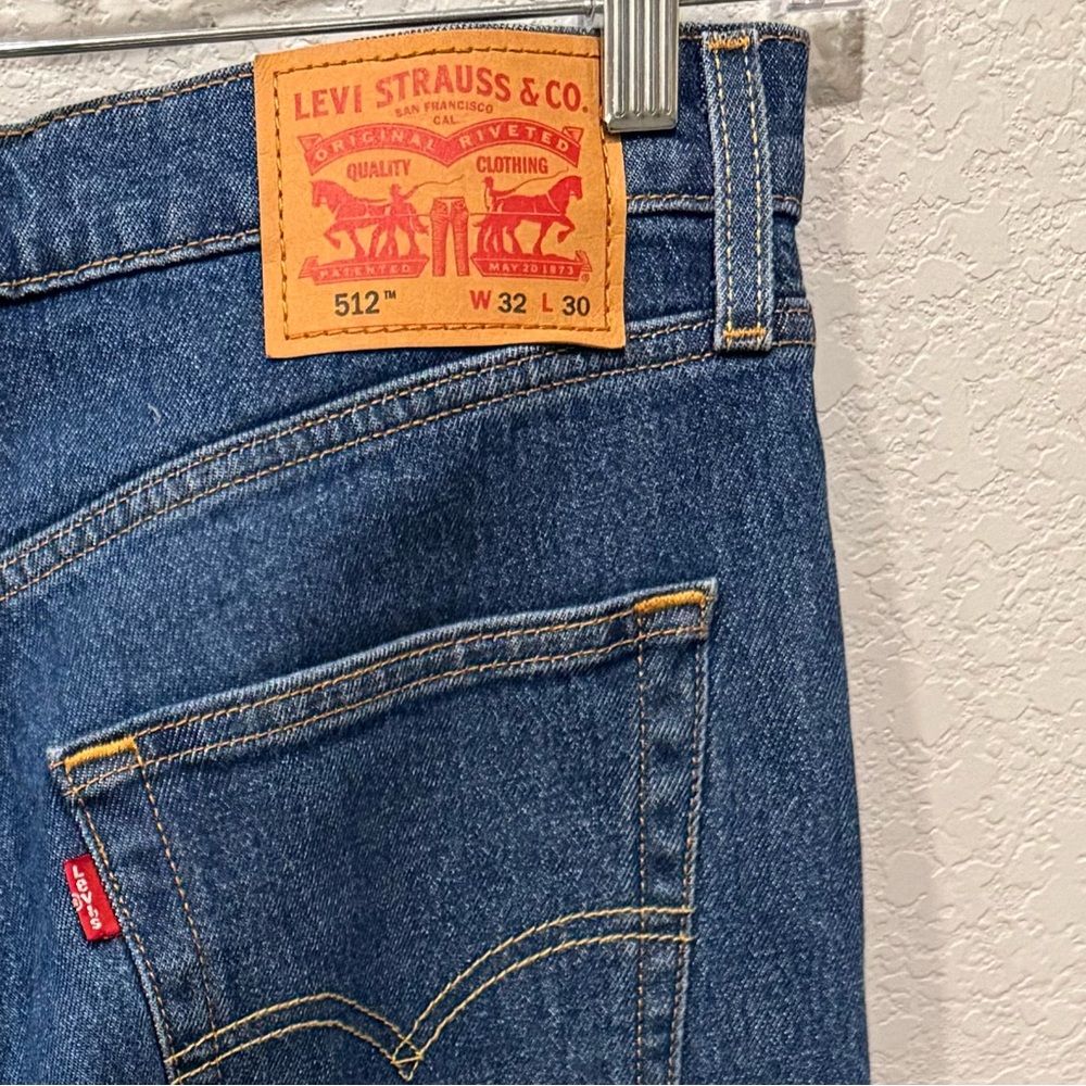 Levi’s blue jeans in excellent condition
